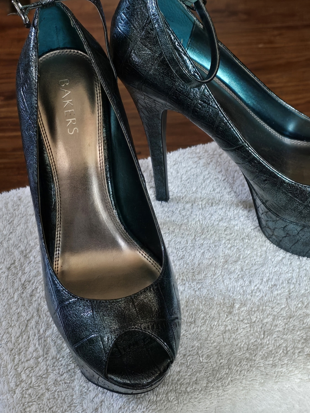 Bakers Teal Metallic Open-Toe Platform Pumps with Ankle Strap